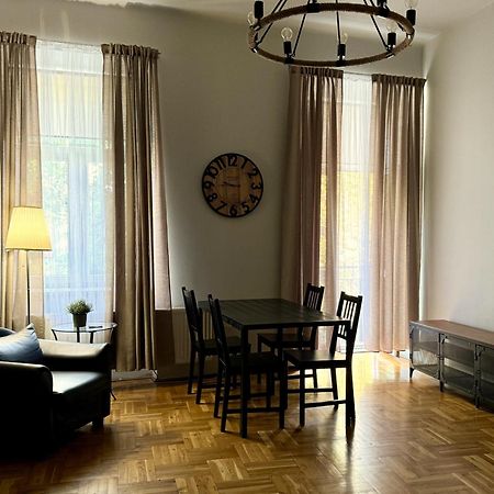 Cent Hostel Lublin Bagian luar foto