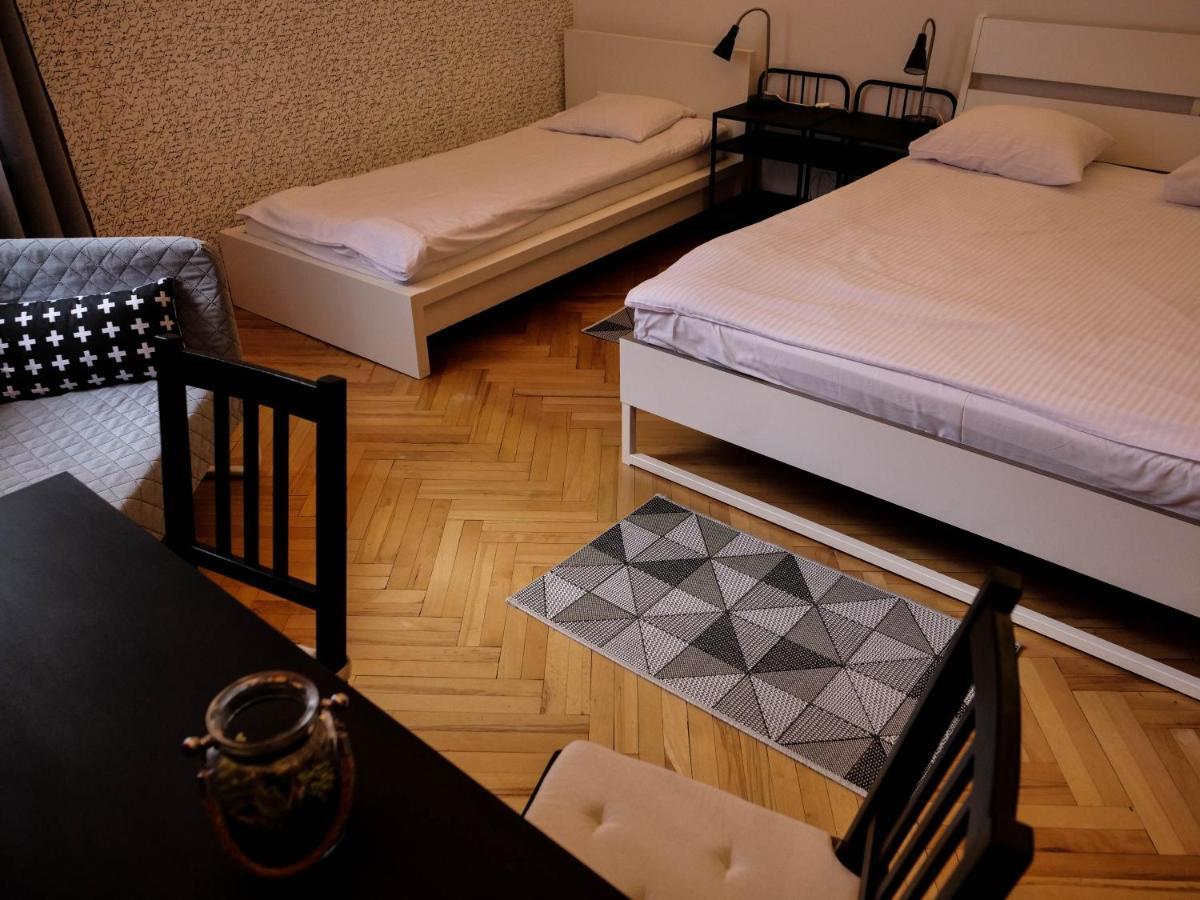Cent Hostel Lublin Bagian luar foto